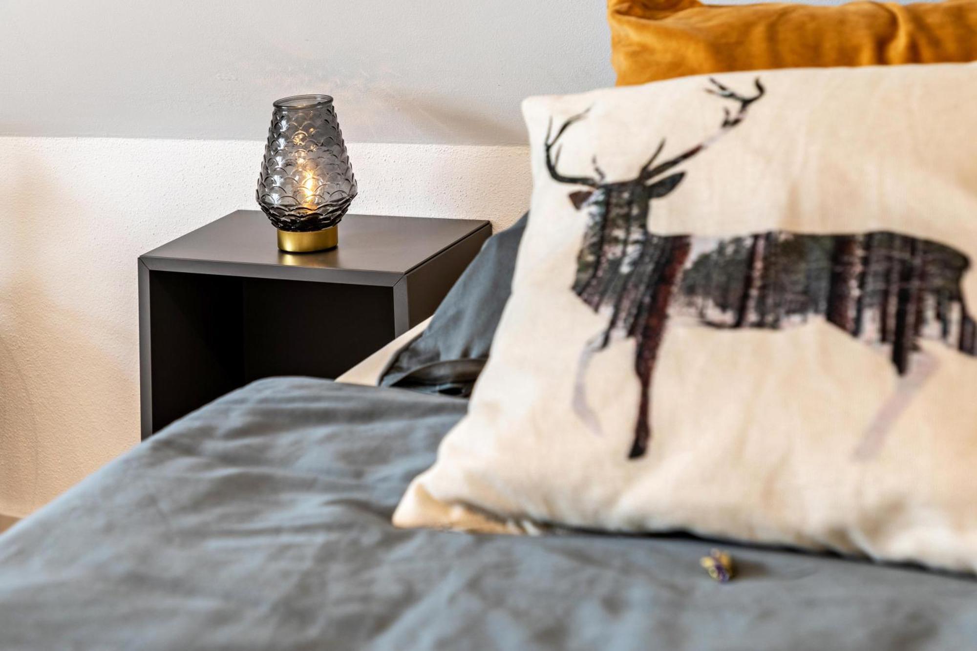 Studio 6 Parkside Apartments Guenzburg Luaran gambar