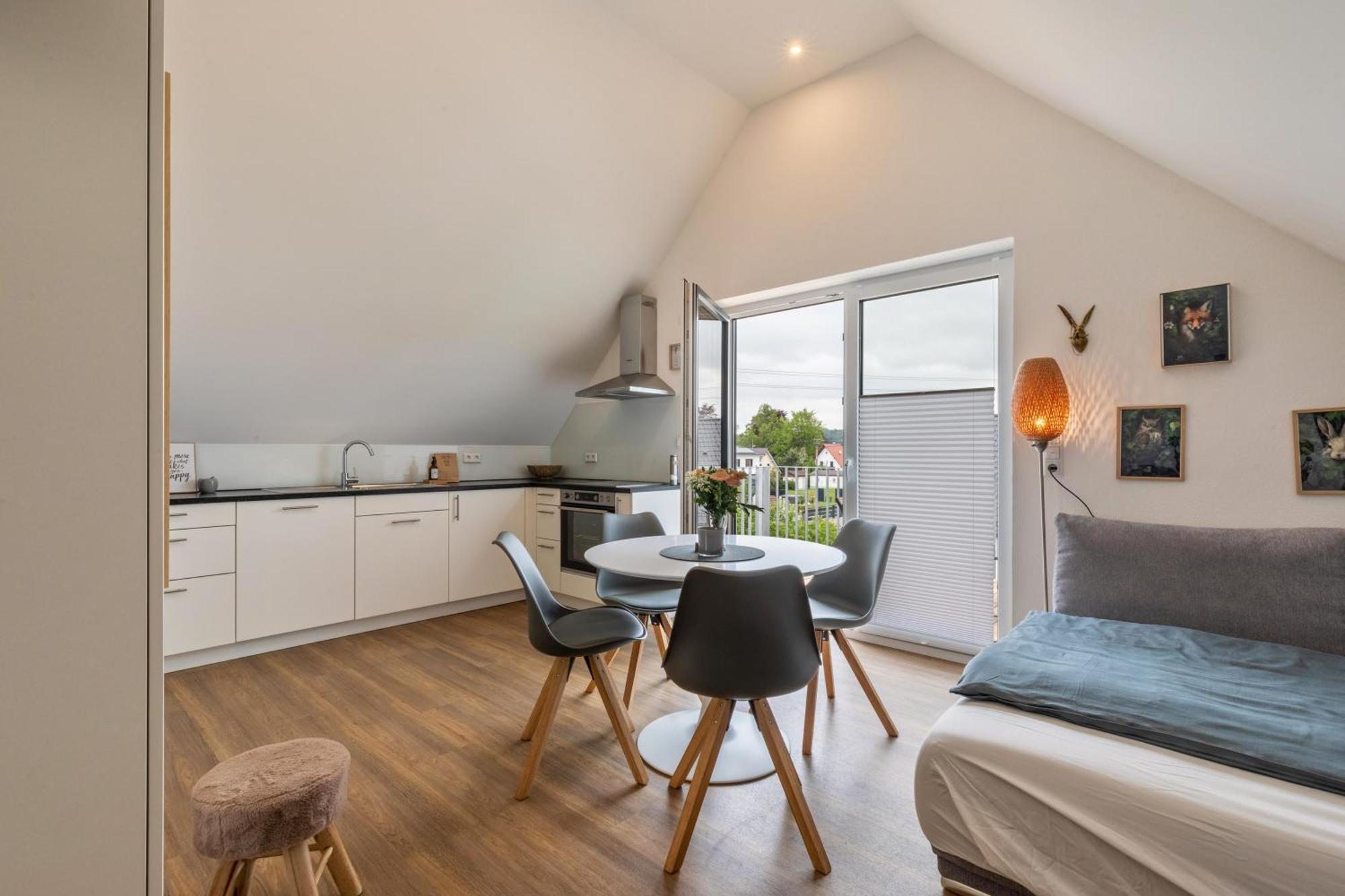 Studio 6 Parkside Apartments Guenzburg Luaran gambar
