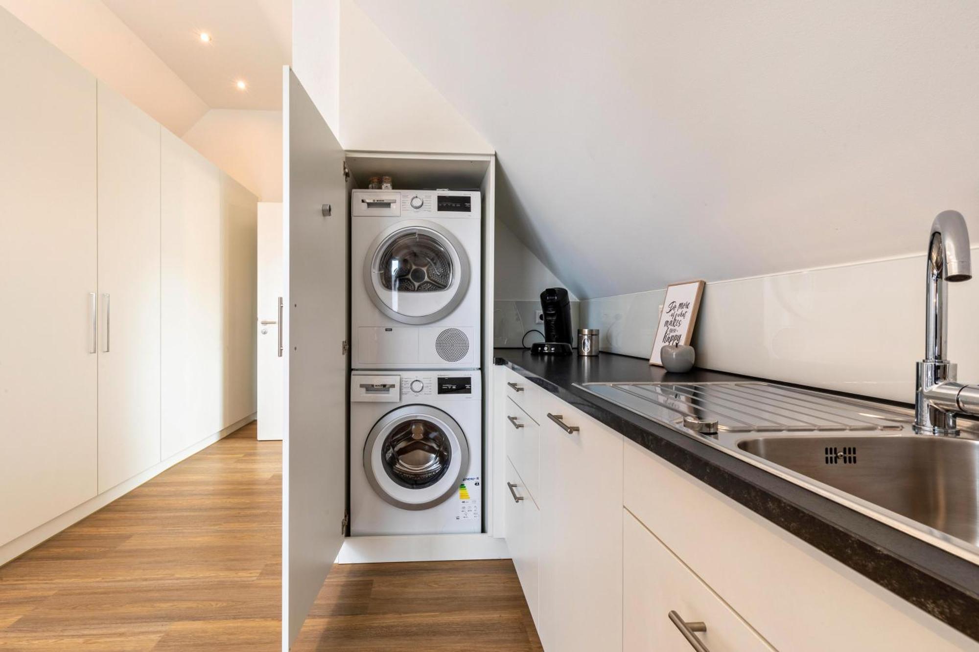 Studio 6 Parkside Apartments Guenzburg Luaran gambar