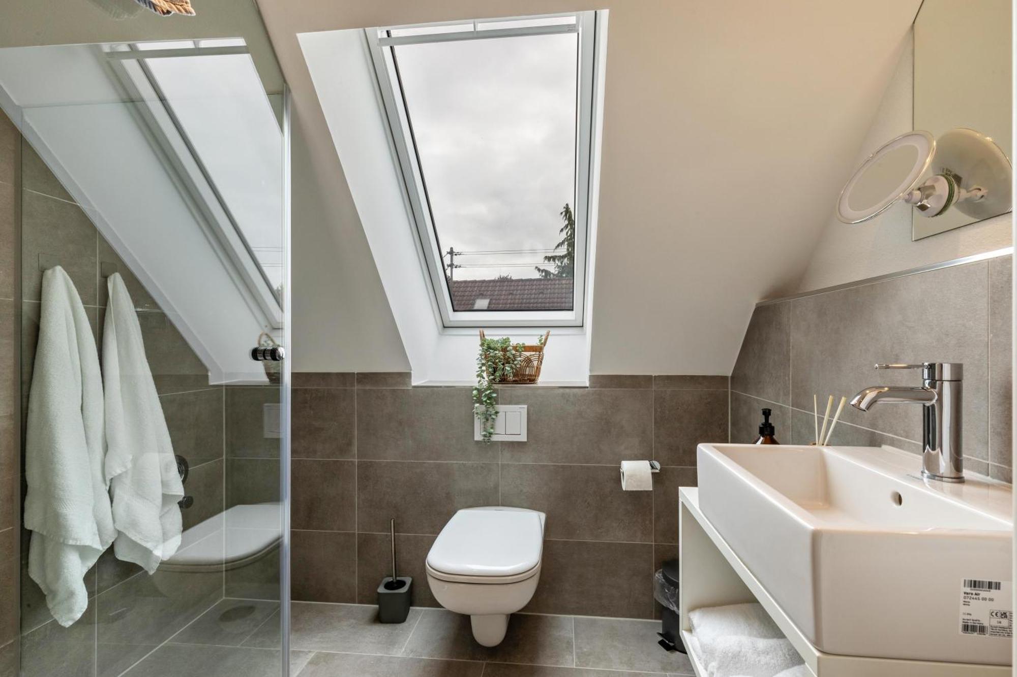 Studio 6 Parkside Apartments Guenzburg Luaran gambar